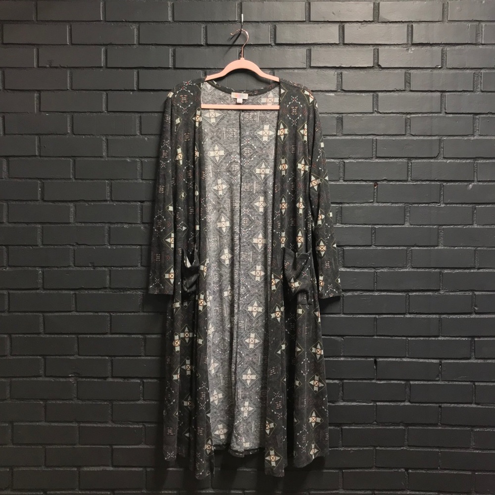 LuLaRoe Women’s L Long Cardigan Pinwheel print